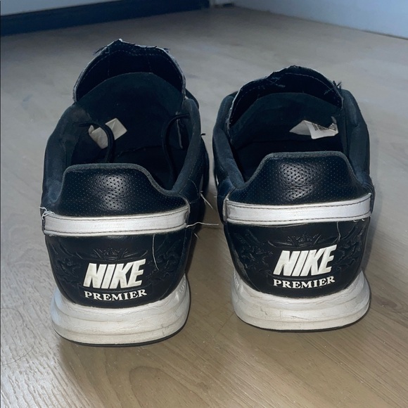 Nike Premier 3 TF soccer shoe - Picture 2 of 10